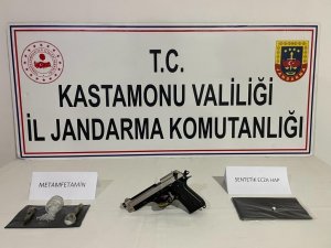 Kastamonu’da Uyuşturucu Ve Kaçak Silah Ele Geçirildi: 6 Gözaltı