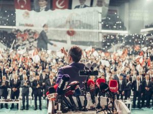 Yeniden Refah Partisi Milletvekili Adaylığı İçin Depremzedelerden Ücret Talep Etmeyecek