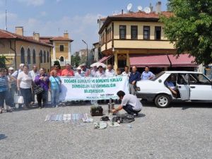Tiyatral Gösteri İle Görüntü Ve Gürültü Kirliliğini Protesto Ettiler