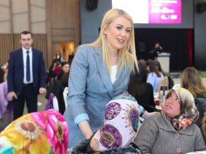 Başkan Doğan, Kadın Çalışma Arkadaşlarının Gününü Kutladı