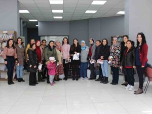 Koçarlı İ̇lçe Kütüphanesi Bu Kez Kadınları Ağırladı