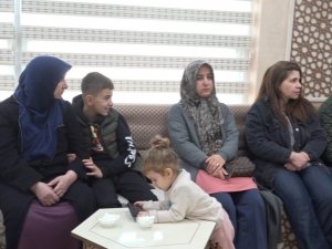 Erciş’te Depremzede Kadınlar İçin ‘Kadınlar Günü’ Etkinliği