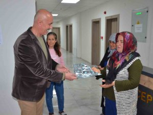 Koçarlı Milli Eğitim Müdürlüğü Depremzede Kadınları Unutmadı