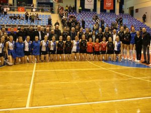 Aydın’ın Sultanları Sarıyer Belediyespor’u Sahasında Farklı Yendi