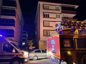 Fritözden Çıkan Yangın Büyümeden Söndürüldü