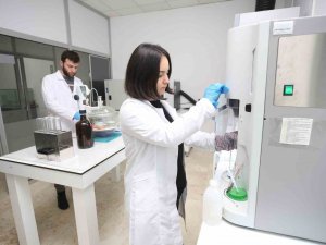 Nilüfer Belediyesi, Mineral Analiz Laboratuvarı İle Çiftçinin Yanında