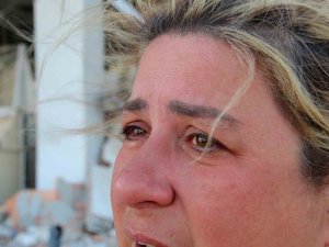 2 Çocuk Annesi, Gözyaşları İçinde Depremde Yaşadıklarını Anlattı