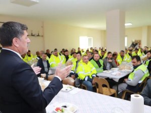 Aksun, Park Ve Bahçeler Müdürlüğü Çalışanları İle Bir Araya Geldi