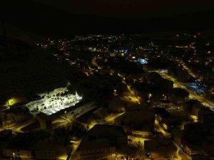 4 Bin Yıl Sonra Aydınlatıldı