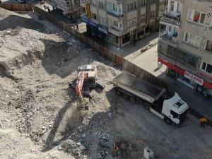Yıkılamayan Yıkım Esnafı Vurdu