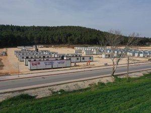 Sultanbeyli Belediyesi Elbistan Ve Kırıkhan’da Depremin Yaralarını Sarıyor