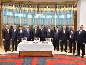 Yargıtay Başkanı Akarca, “Hukuk Rehberi”nin Tanıtımına Katıldı