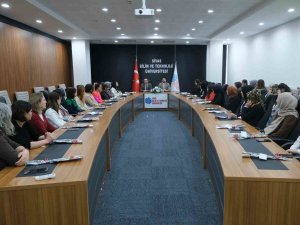 Sbtü’de Kadın Personel Unutulmadı