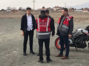 Okul Önlerinde Polis Denetimi