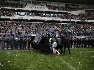 Pfdk, Bursaspor’a 9 Maç Seyircisiz Oynama Cezası Verdi