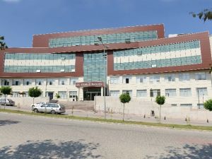 Diş Hekimliği Fakültesi 2014 Yılında 90 Bin Hastaya Hizmet Sundu