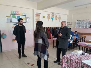 Işık, Köy Okullarını Ziyaret Etti