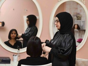 Emeği̇m Sayesinde Kendi İş Yerini Açtı