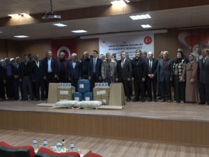 Kulp’ta İpekböceği Üreticilerine Malzeme Desteği