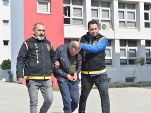 Dolmuşta Yaşlı Adamı Soyan Zanlı Tutuklandı