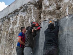 30 Ağustos İ̇ş Merkezi Ve Zanaat Çarşısı İnşaatının Temelinde Yalıtım Çalışmaları