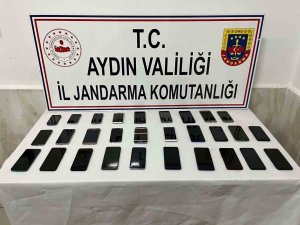 Didim’de 29 Adet Kaçak Cep Telefonu Ele Geçirildi