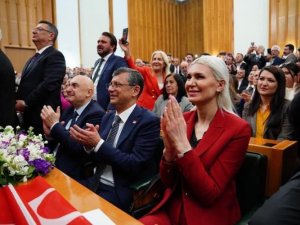 Başkan V. Subaşı, Chp Grup Toplantısına Katıldı
