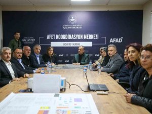 Özhaseki, Nurdağı Ve İ̇slahiye’de İncelemelerde Bulundu