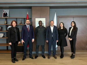 Bakan Yardımcısı Fatih Sayan: "Asrın Felaketinin Ardından Meta Şirketi Dezenformasyonla Mücadelede Ciddi Bir Hassasiyet Gösterdi"