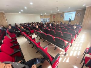 Muhtarlara “Çevre Ve İ̇klim Değişikliği Farkındalık” Kursu