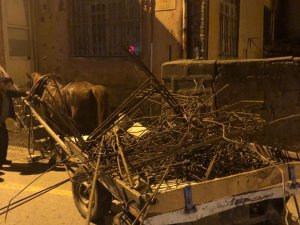 At Arabasıyla İnşaat Malzemelerini Çalıyordu, Yakalandı