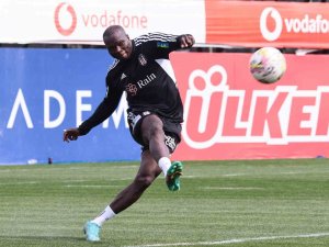 Beşiktaş Kondisyon Ve Taktik Çalıştı