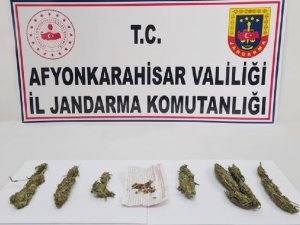 Durdurulan Araçta 100 Gram Esrar Ele Geçirildi