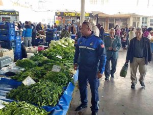 Ortaca Zabıtasından Pazarda ‘Etiket’ Denetimi