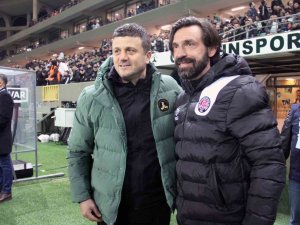 Spor Toto Süper Lig: Giresunspor: 2 - Fatih Karagümrük: 2 (Maç Sonucu)