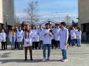 İ̇stanbul Üniversitesi Veteriner Fakültesi Öğrencileri Eylemlerini Sürdürüyor
