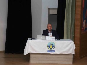 Prof. Dr. Övgün Ahmet Ercan: "Temel Derinliği Kısa Evler İntihar Evleridir"
