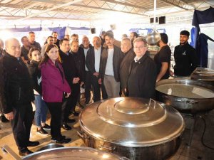 Chp Balçova Ve Torbalı Ekibi Osmaniye Nöbetinde