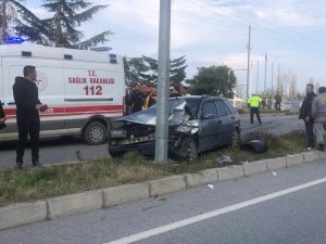 Samsun’da İki Otomobil Çarpıştı: 6 Yaralı