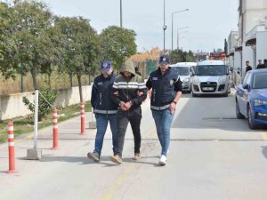 Göçmen Kaçakçılığı Yapan Bir Kişi Tutuklandı
