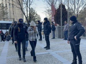 Sahte Araç Kiralama Operasyonunda 13 Tutuklama