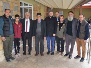 Kırkağaç’a Gelen Depremzedeler Yaşadıklarını Anlattı