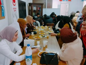 Eskişehir’de Okuyan Türk Dünyası Öğrencileri, Türklüğünün Yöresel Lezzetleri Etrafında Toplandı