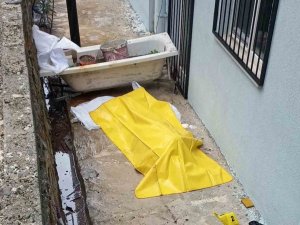 83 Yaşındaki Vatandaş, 5’inci Kattan Düşerek Hayatını Kaybetti