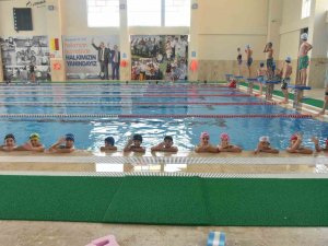 Salihli’de Depremzede Çocuklara Ücretsiz Kurs