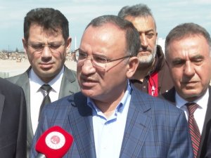 Bakan Bozdağ Açıkladı: “Kurulacak Olan Konteyner Kentte Alt Yapı Çalışmaları Tamamlandı”