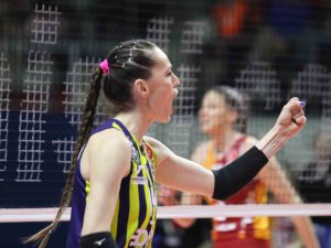 Sultanlar Ligi: Fenerbahçe Opet: 3 - Galatasaray Hdı Sigorta: 0