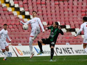 Tff 2. Lig: Balıkesirspor: 1 Kocaelispor: 6