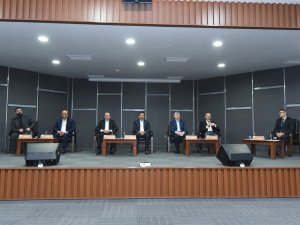 “Teknik, Sosyal, Ekonomik Ve Hukuki Boyutuyla Deprem Çalıştayı” Karatay’da Başladı