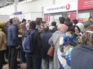 Thy’nin Tk 7575 Sefer Sayılı Uçağı Erzurum Havalimanı İnişinde Tehlike Atlattı